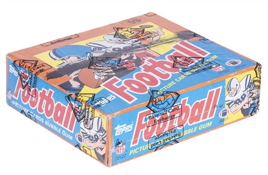 1985 Topps Football Unopened Cello Box (24 Packs) – BBCE Certified